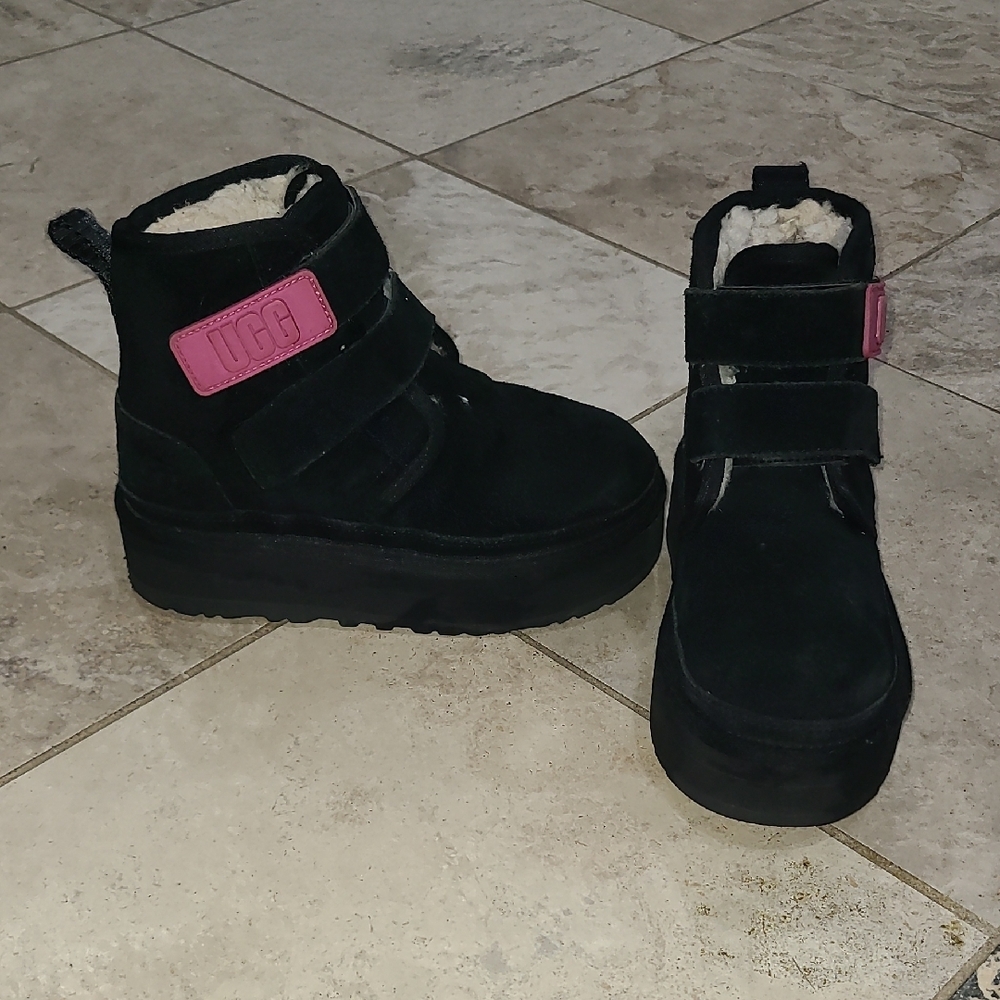 UGG Neumel  Black Boots with Pink Accent